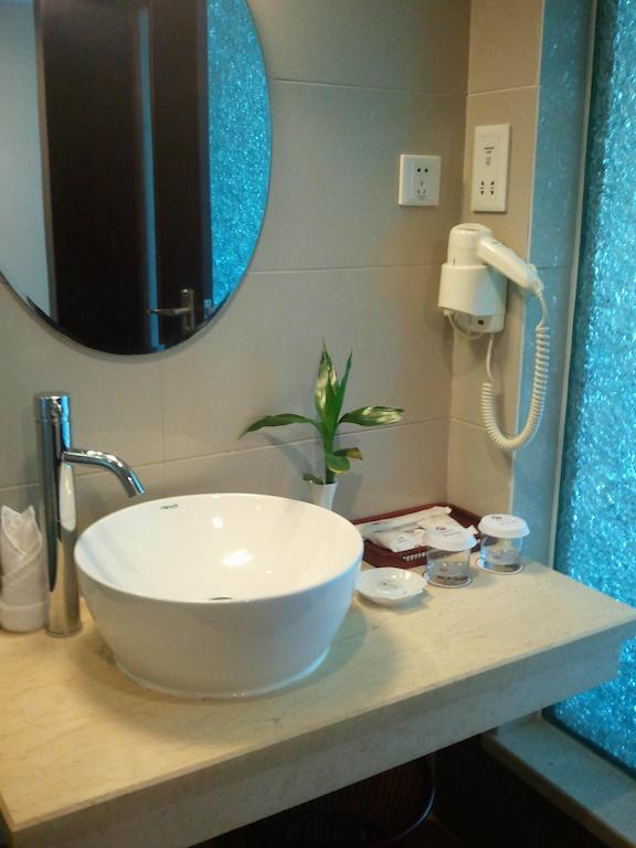 Lutianhua Hotel Chengdu Værelse billede