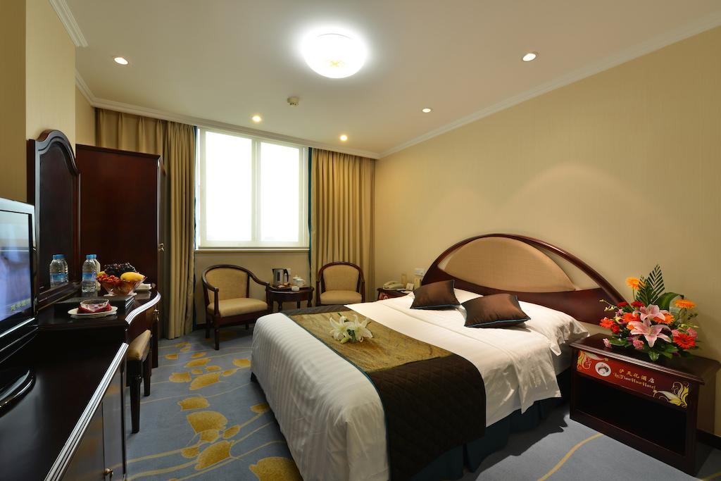Lutianhua Hotel Chengdu Værelse billede